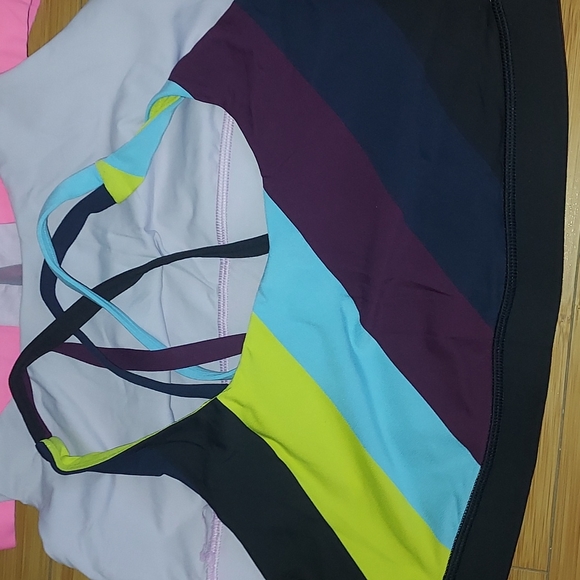 Lululemon Sports Bras size 8 - set of 4 - Picture 2 of 8